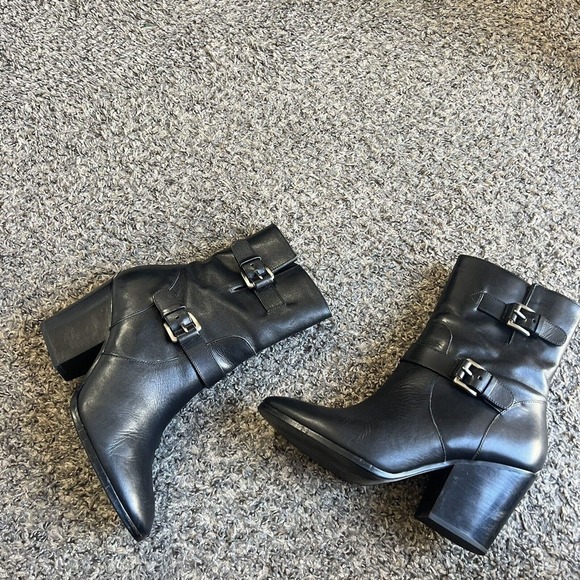 Michael Kors Black Ashton Mid Calf Leather Buckle Boots Riding Side Zip Size 8.5 - Picture 1 of 8